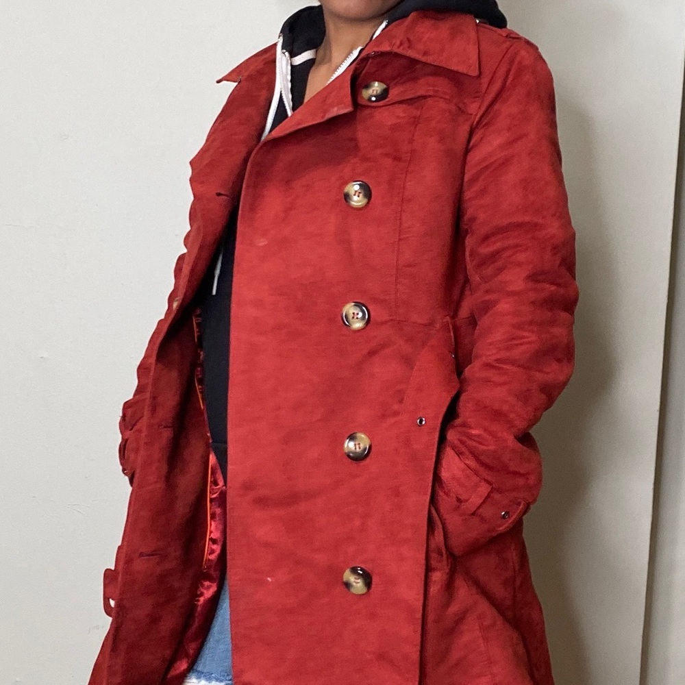 STEVE MADDEN Trench Coat faux suave burned red